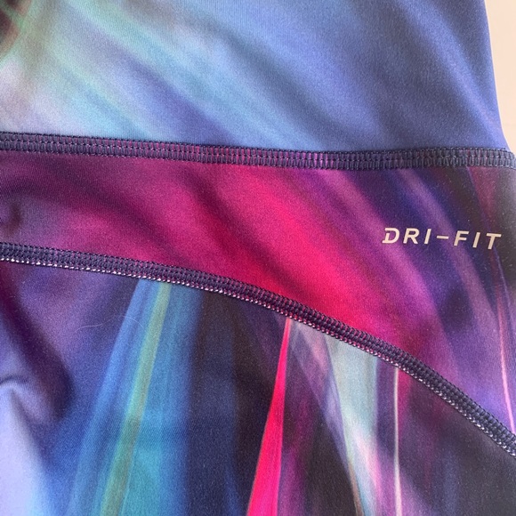 NIKE Dri Fit Training Pants - Picture 7 of 7